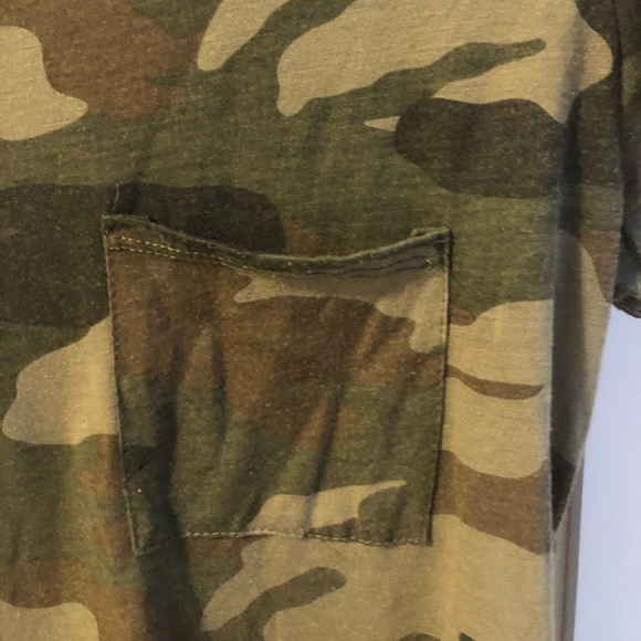 basic camouflage tee - Picture 2 of 3